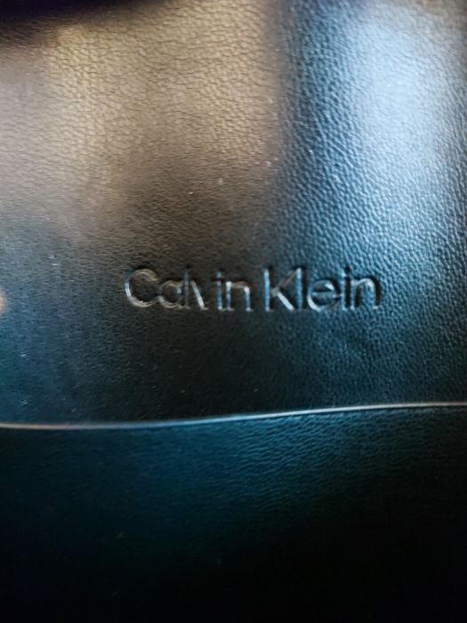 Calvin Klein torebka na ramię czarna stan ogólnie bdb