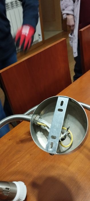 Candeeiro em inox com lâmpadas led incluídas