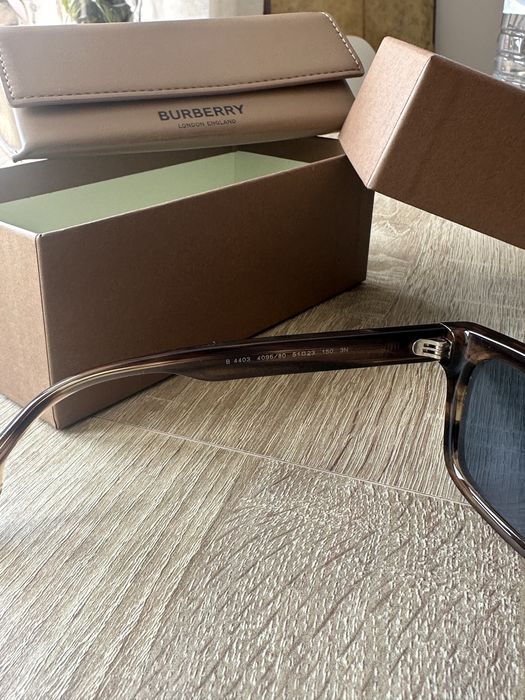 Oculos de Sol Burberry