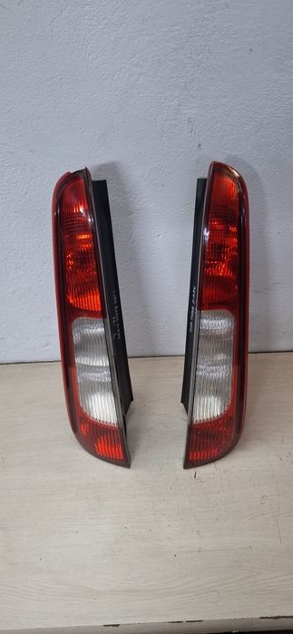 Lampa Tył Tylna Ford Focus C-max