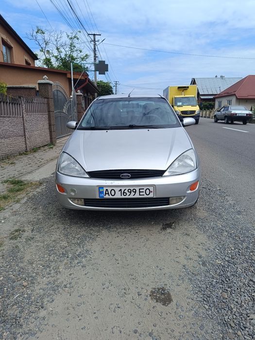Ford focus 2,0 бензин 2000рік