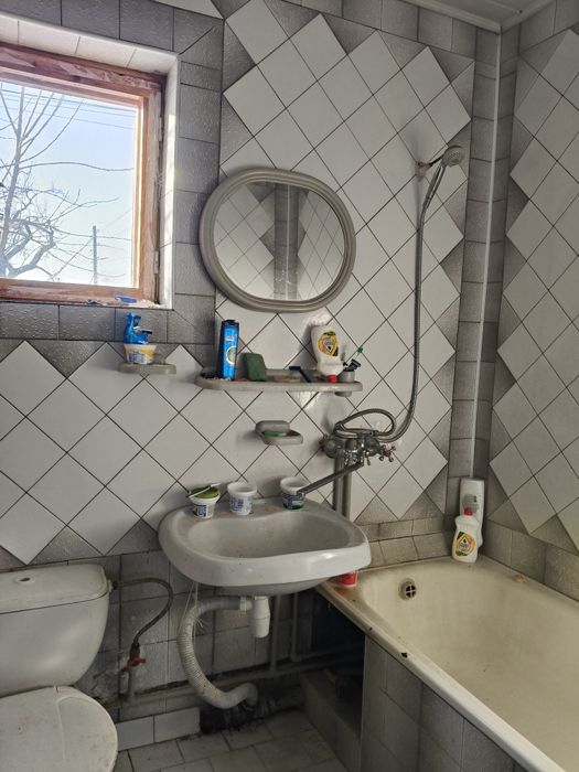 Продам будинок зі зручностями і сауною