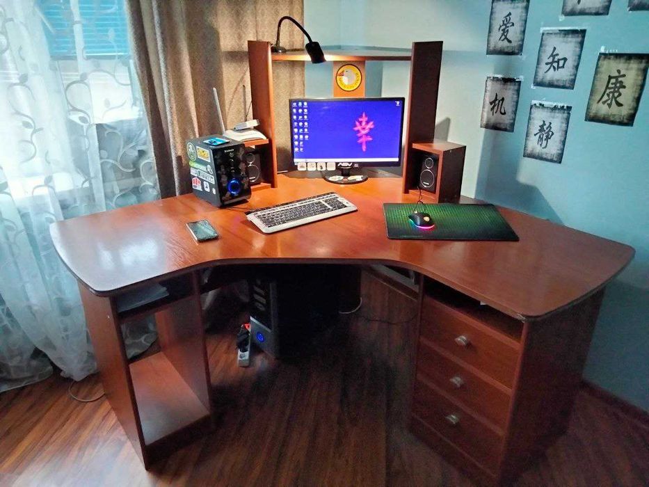 Продам стіл