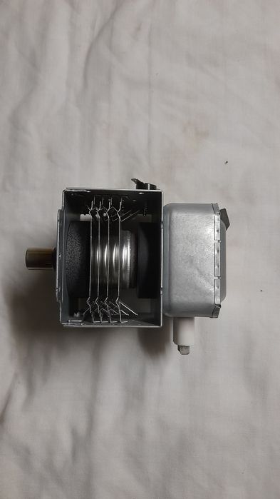 Magnetron para Microondas Witol 2M217J