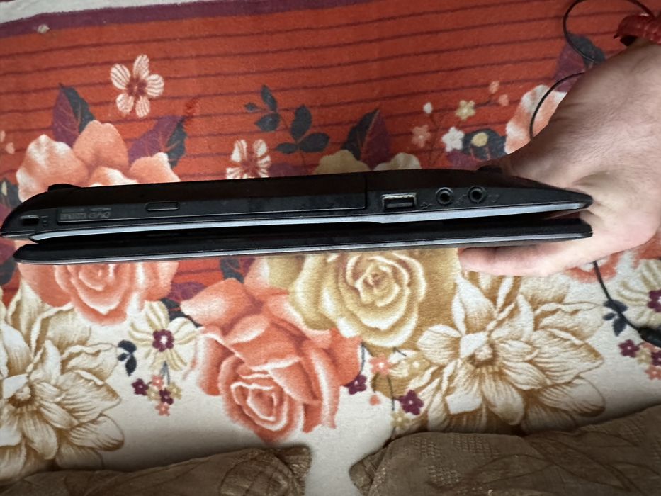 Продам ноут асус а53u