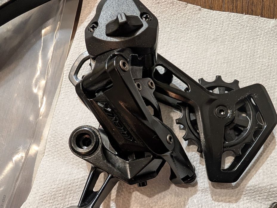 Kompletna grupa microSHIFT AdventX  szosa gravel