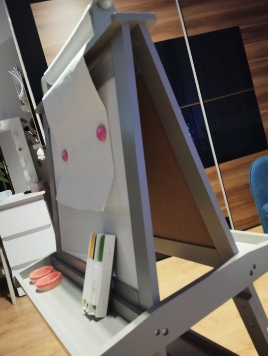 Sztaluga dla dzieci z tacą 3w1