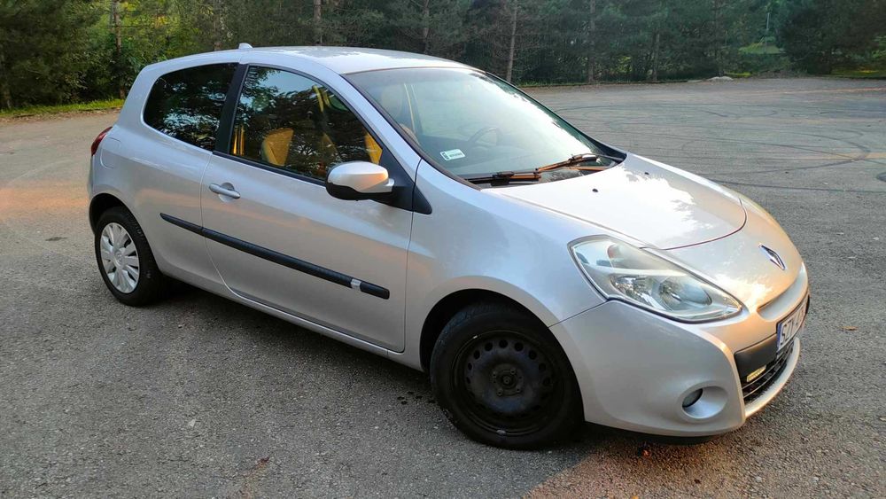 Renault Clio III 1.2 benzyna 75 KM | 2010 | 115 tys. km | 2. właściciel | nowe opony