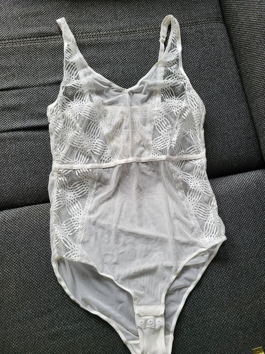 Body bielizna białe koronka tiul S M