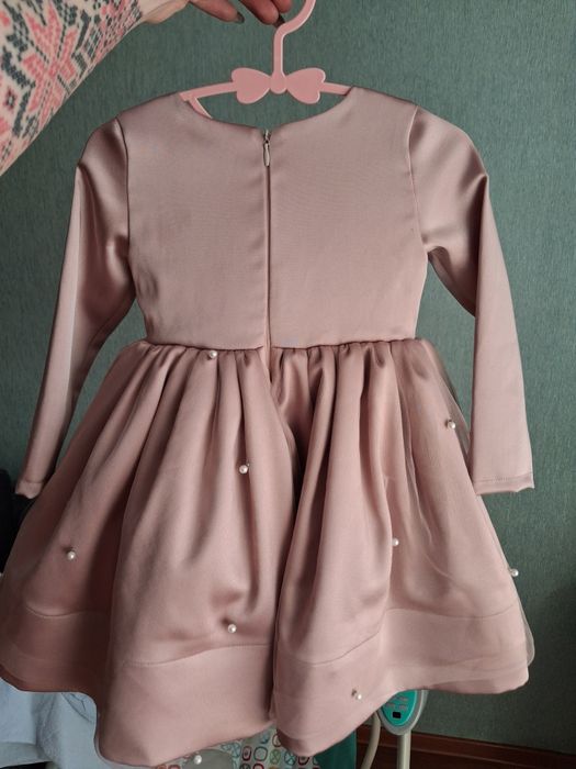 Сукня для дівчинки