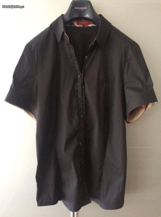 Camisa preta Burberry (original, tam 46)