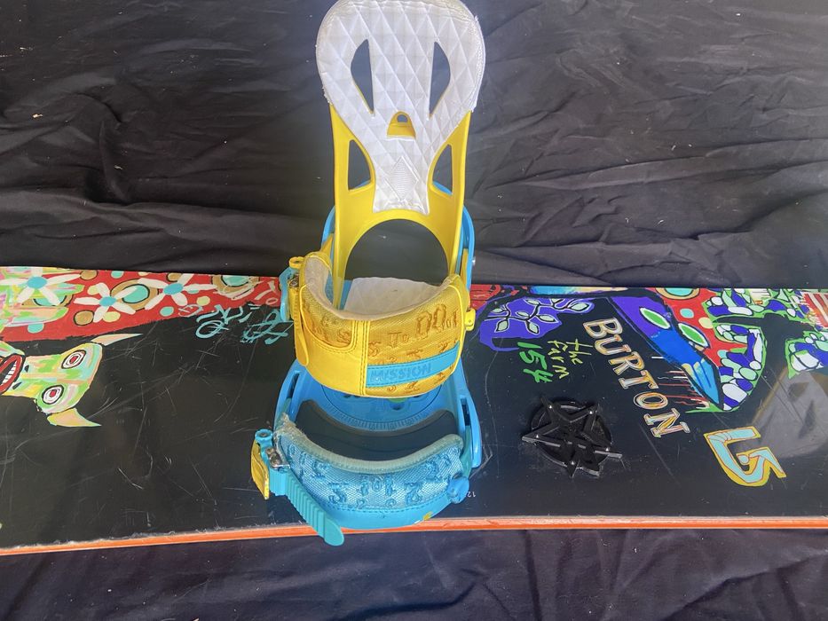 Prancha Burton The Farm 154 + fixacoes