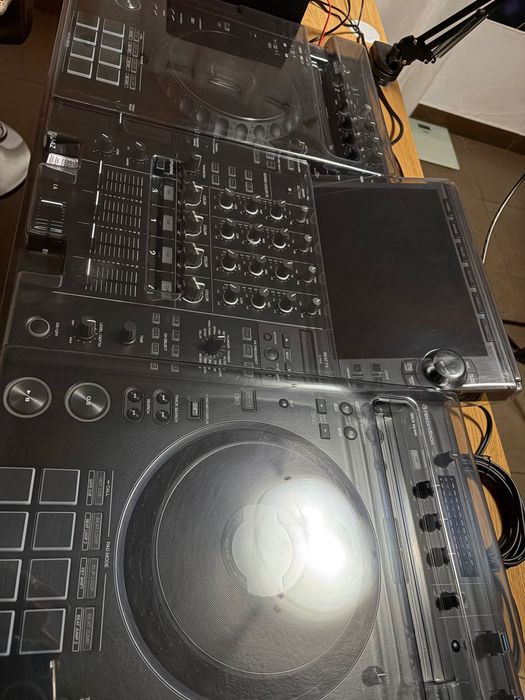 Alphatheta XDJ-AZ + Decksaver + Flight Case
