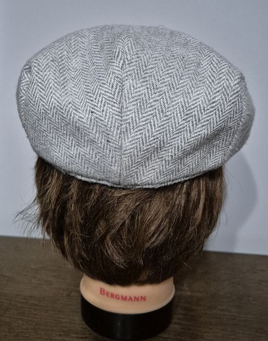 AMBIGUOUS roz. S/M kaszkiet wełniany w super stanie