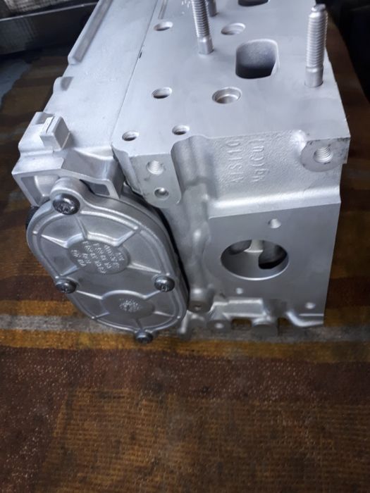 Głowica 04L103403D 2.0 TDI T6 VW MAN tge CRAFTER