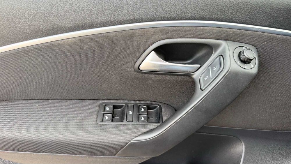 VW POLO 1.0 75 CV LOUNGE 1 DONO 2 Chaves Pasta de Bordo Completa