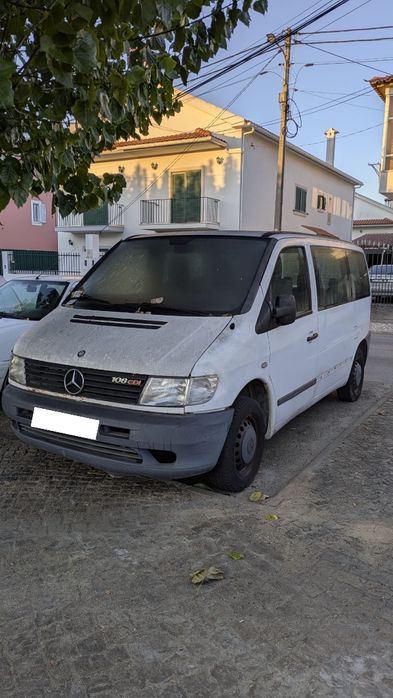 Carrinha Mercedes Vito