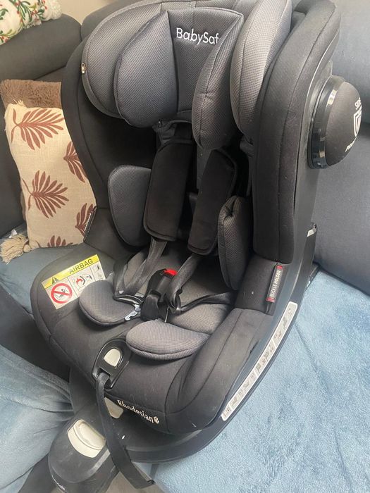 Fotelik obrotowy Rhodesian isofix