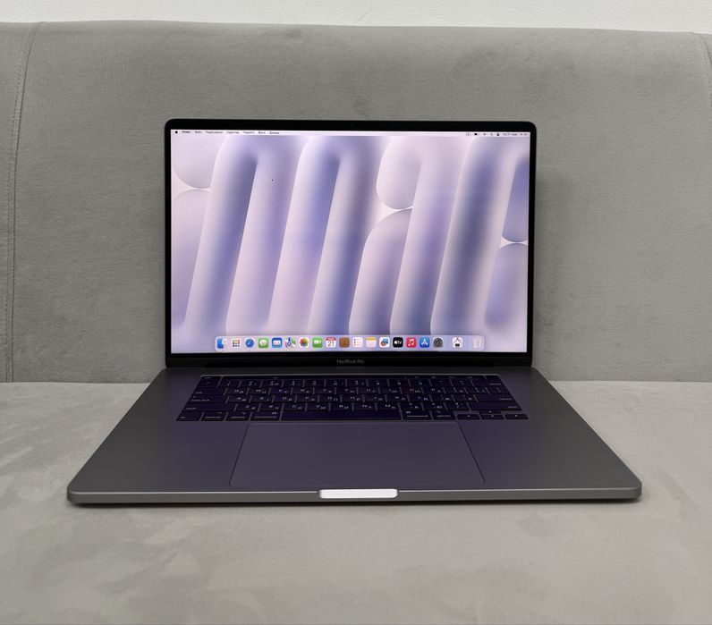 MacBook Pro Core-i7/32GB/512GB 15インチ MacBook Pro Apple Macbook 15インチ 2017 CTO スペースグレイ