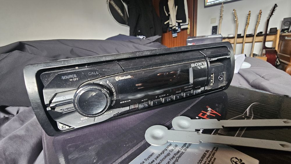 Auto - rádio Sony