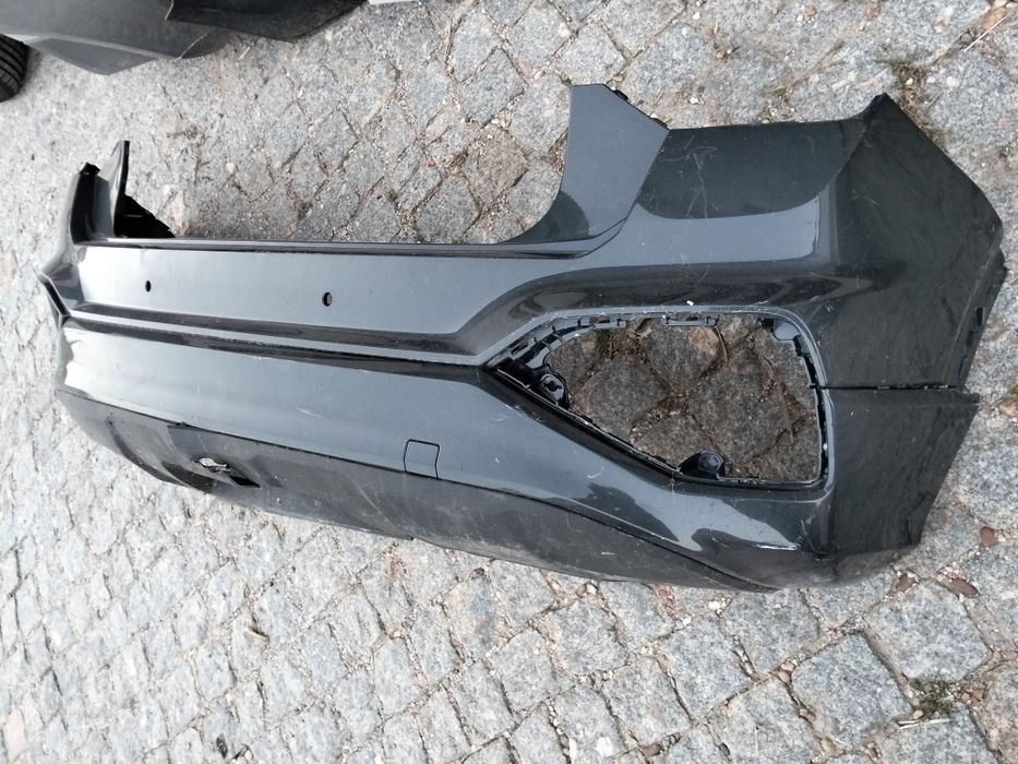 Parachoques Audi Q2 ref.81A807511