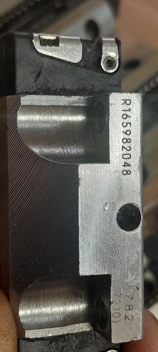 Направляючі каретки (Лінійні підшипники)