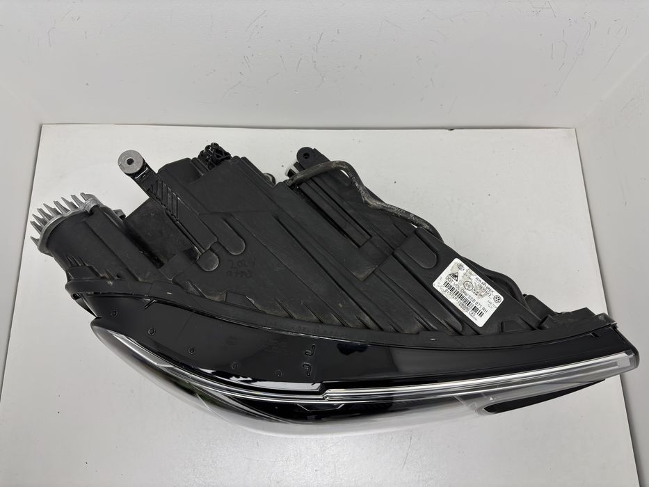 Фара права VW Atlas 2024-2026 Full Led Adaptive USA