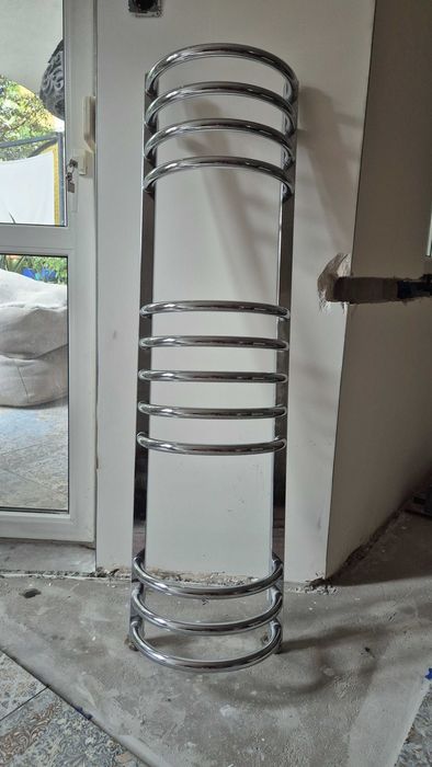 Grzejnik, kaloryfer łazienkowy drabinkowy srebrny chrom 127 cm