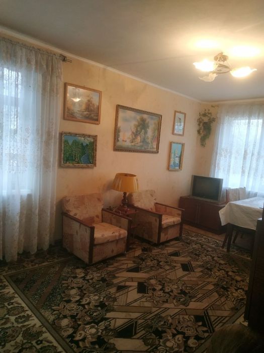 продается 3 комнатная квартира