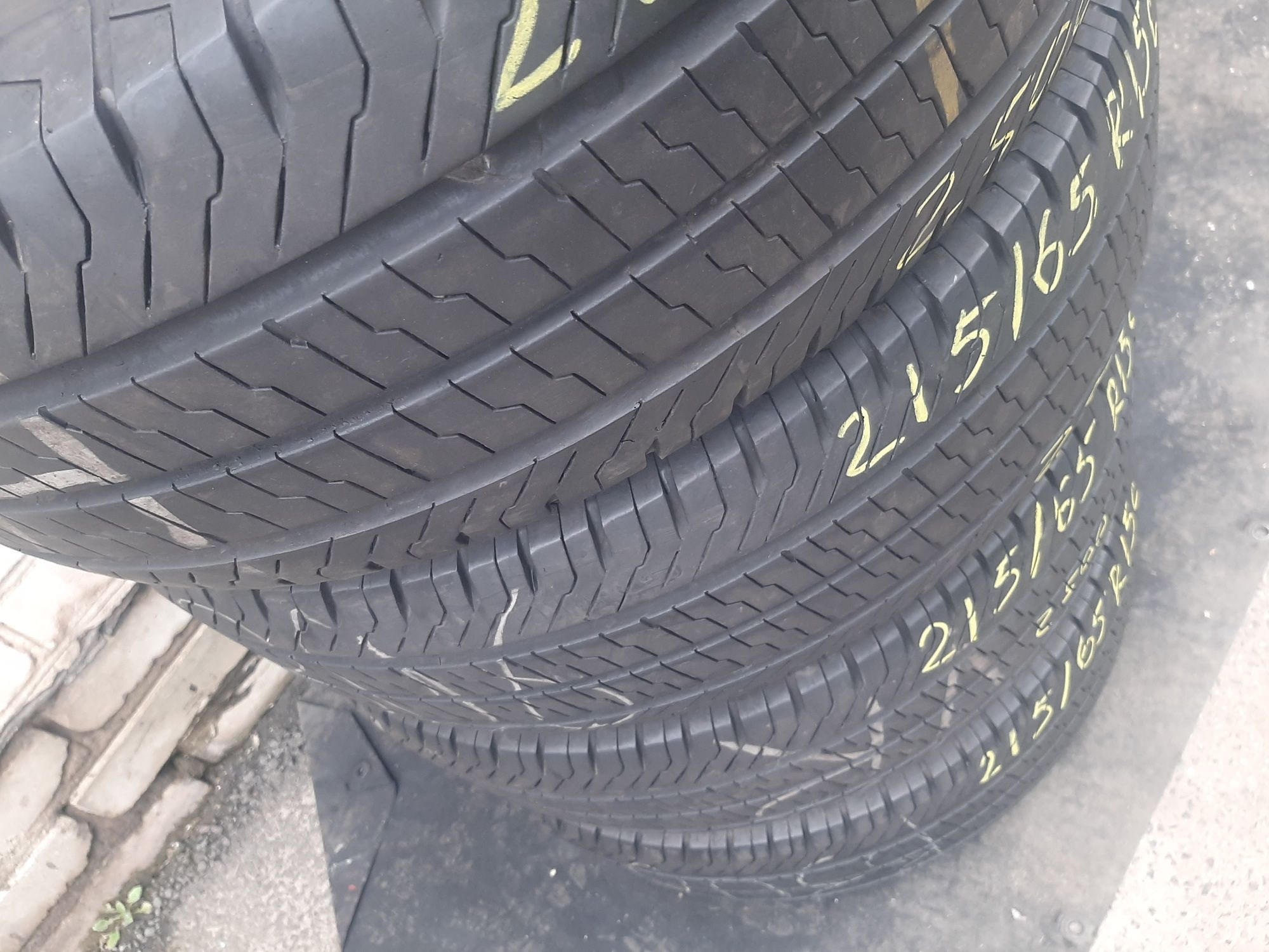 Шини б/у 215/65R15c Continental літо.: 2 500 грн. - Автошини Львів на Olx