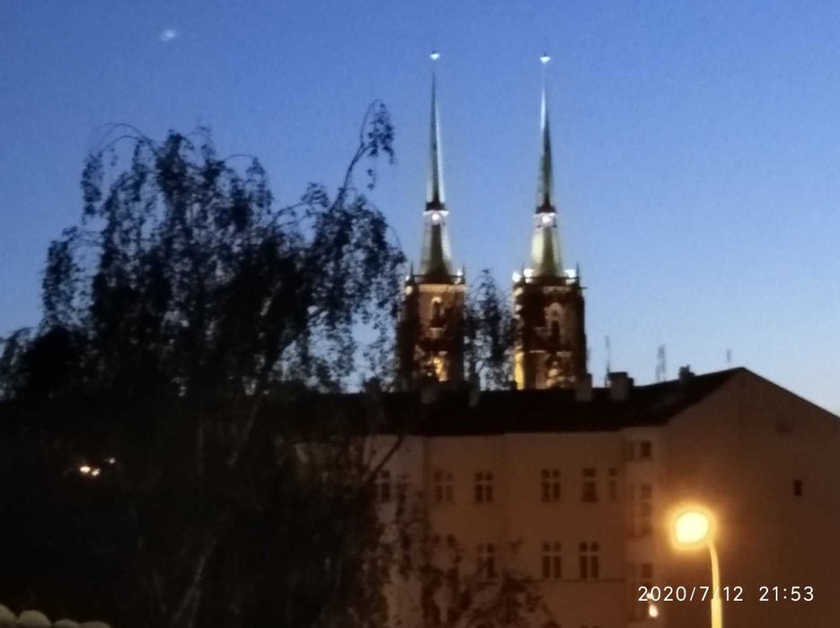 Kawalerka z balkonem z widokiem na Katedrę