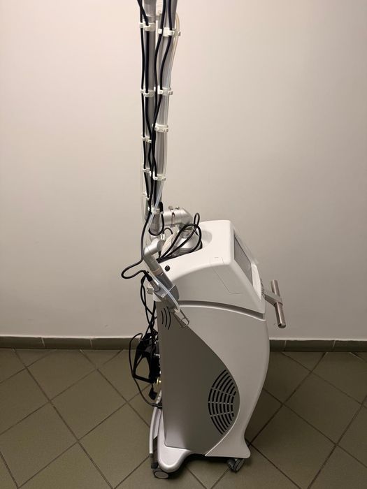 Laser dermatologiczny Pixel Co2