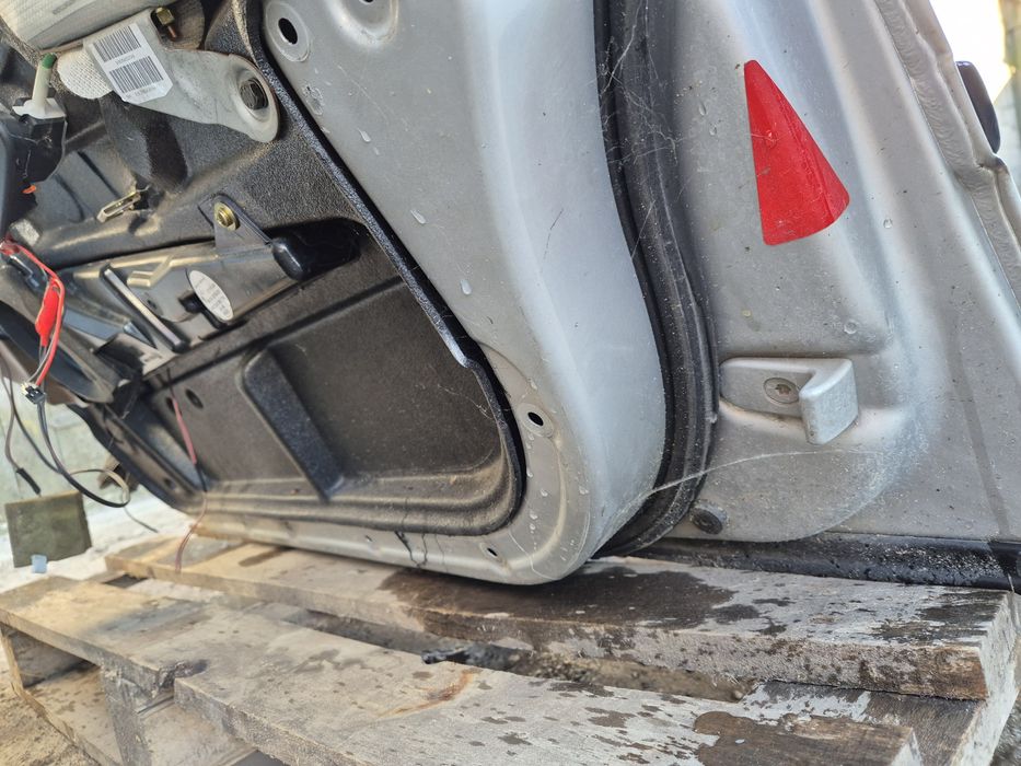 Drzwi prawe przód bmw e39  drzwi