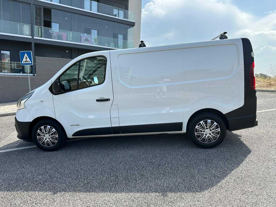Renault Trafic 1.6DCI | 3 Lugares | 2017
