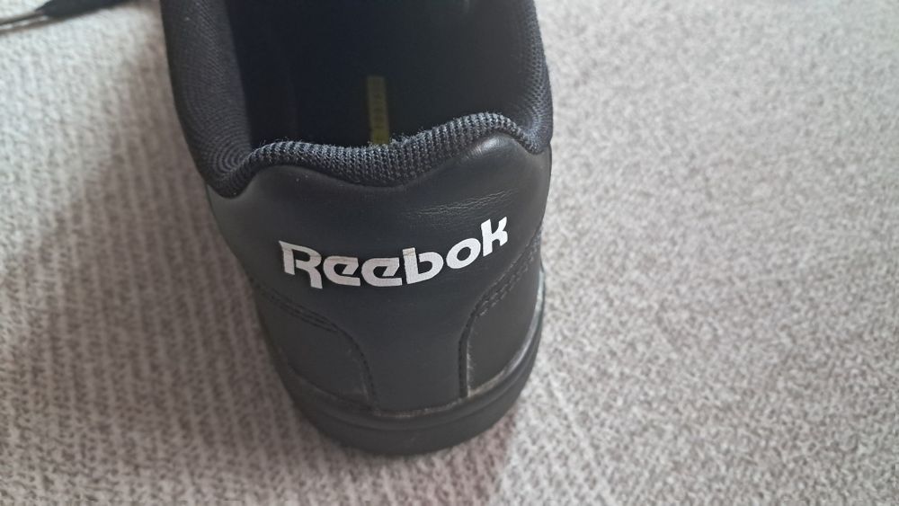 Buty Reebok  czarne r39