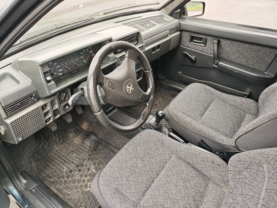 ВАЗ 2109, рік 2004.