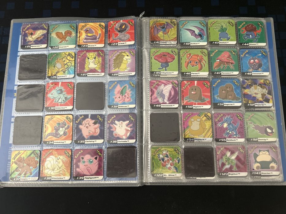 Pokémon Staks - Coleção de 180/250