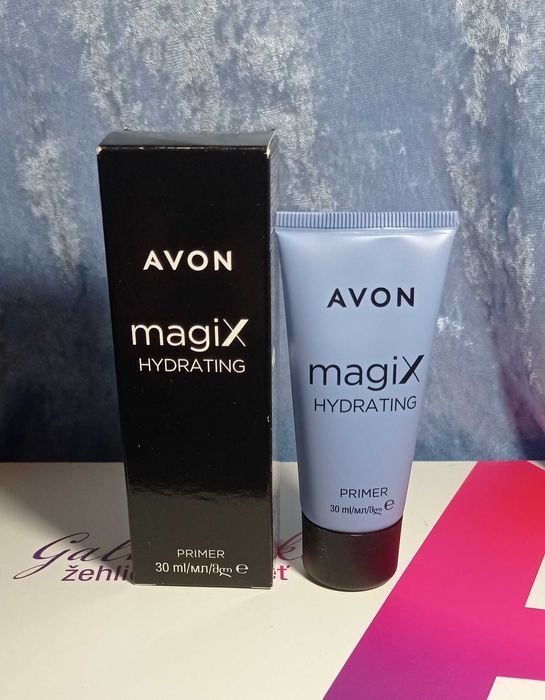 Baza pod makijaż Avon