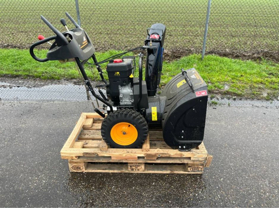 Снегоуборщик  McCulloch PM 55