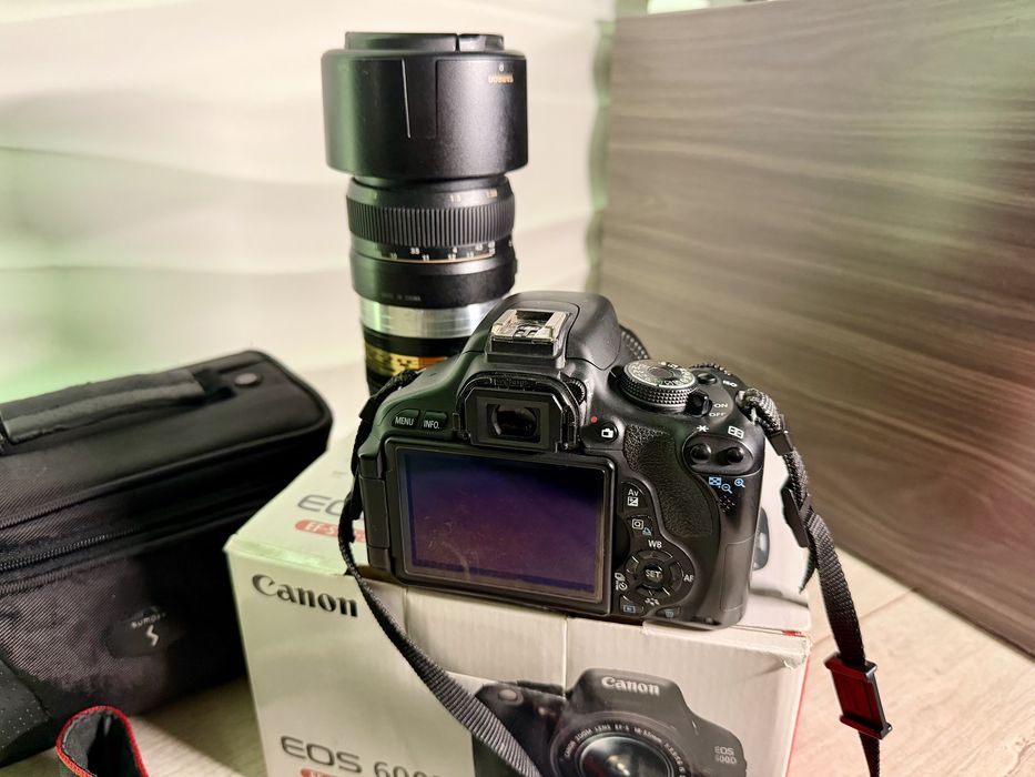 Фотоапарат Canon EOS600D +18-55+ Tamron 70-300mm