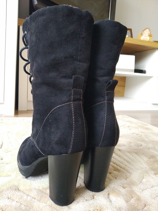 Czarne buty na obcasie jak NOWE
