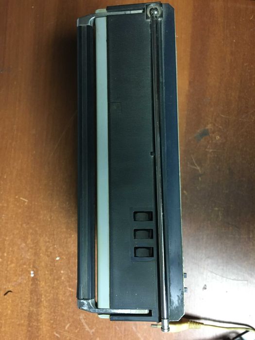 Радіоприймач VEF 216