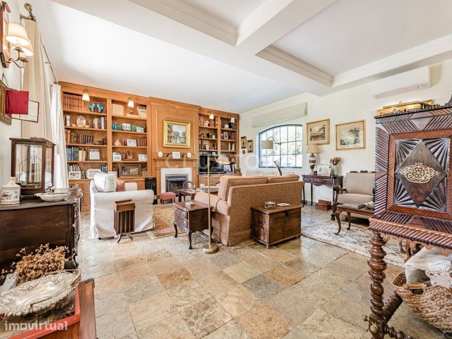 Moradia com piscina e lote de 3.820 m², Bicesse, Cascais