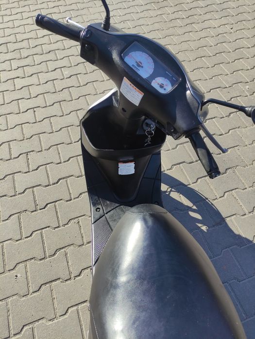 Скутер сузукі летс 2
