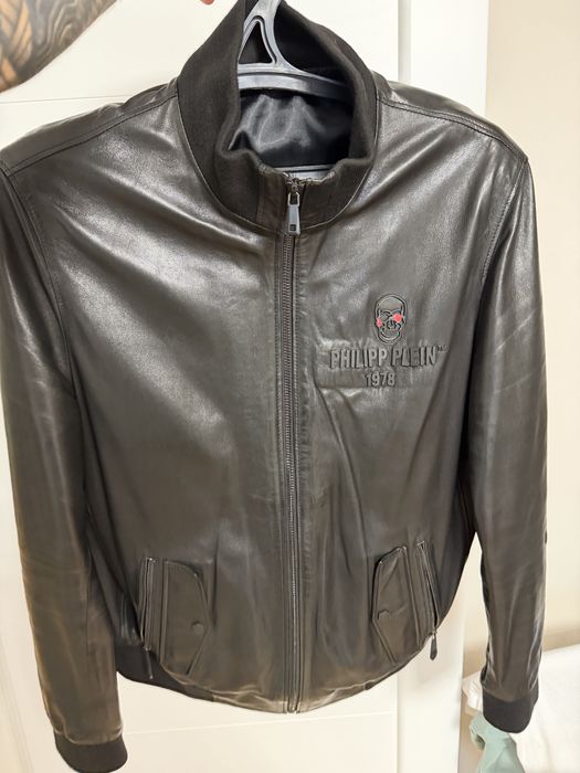 Продам шріряну курточку