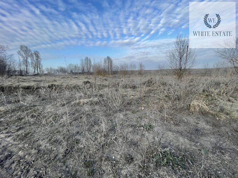 Продаж комерційної земельної ділянки