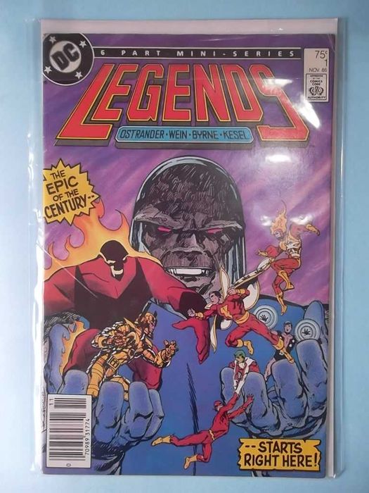 Vários comics americanos DC vintage keys em perfeito estado.