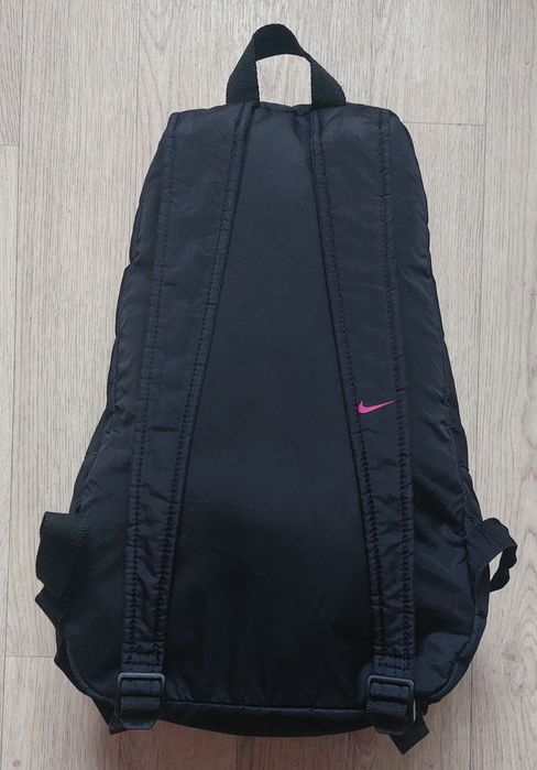 Рюкзак б/у Nike 20L