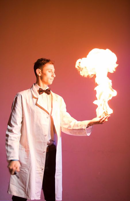 ХімічнеШоу - ПаперовеШоу - КосмічнеШоу - ТеслаШоу