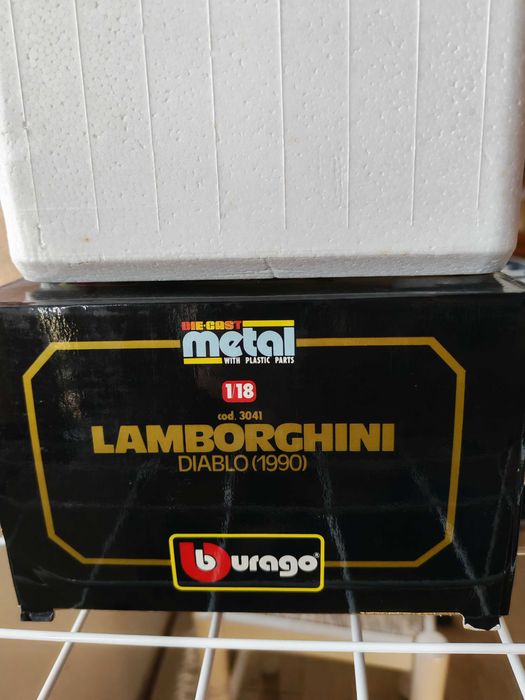 Vendo Miniatura Lamborghini Diablo Escala 1/18